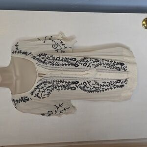 Boston Proper Peasant Blouse NWOT Size  M